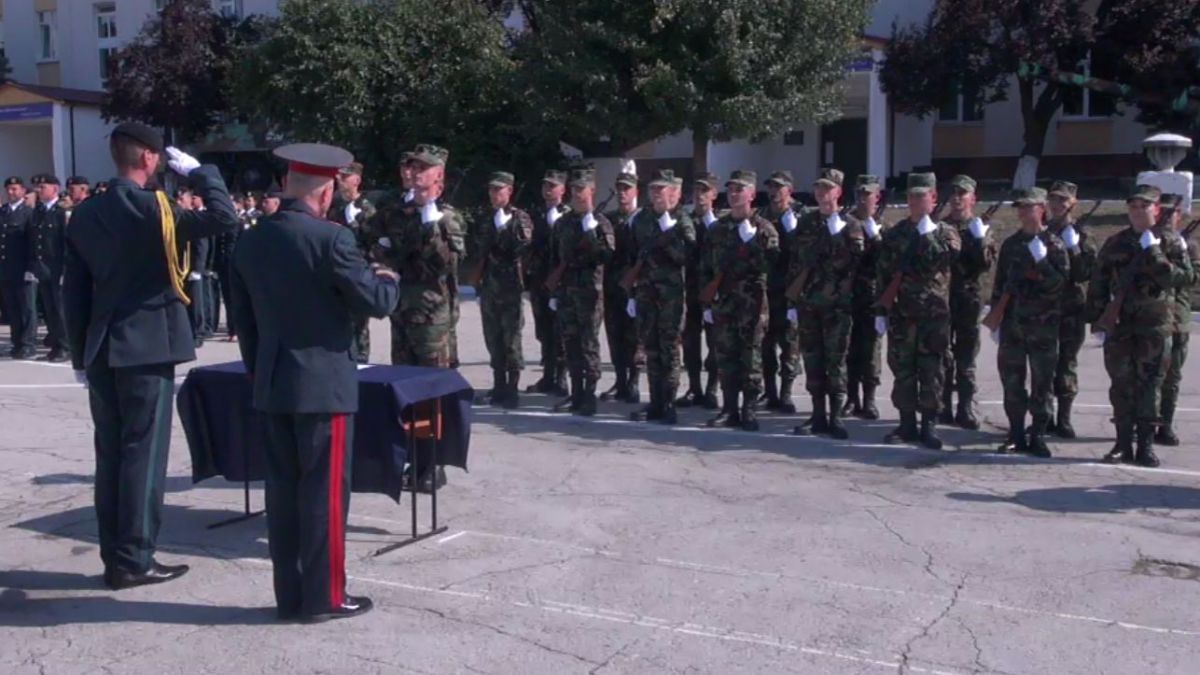VIDEO. 55 de tineri au depus jurământ Patriei, înrolându-se în Armata Națională