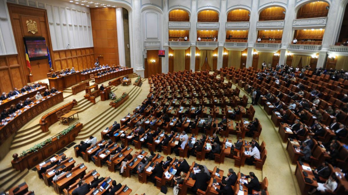 VIDEO. Ședința solemnă a Parlamentului României, dedicată împlinirii a 100 de ani de la Unirea Basarabiei cu România