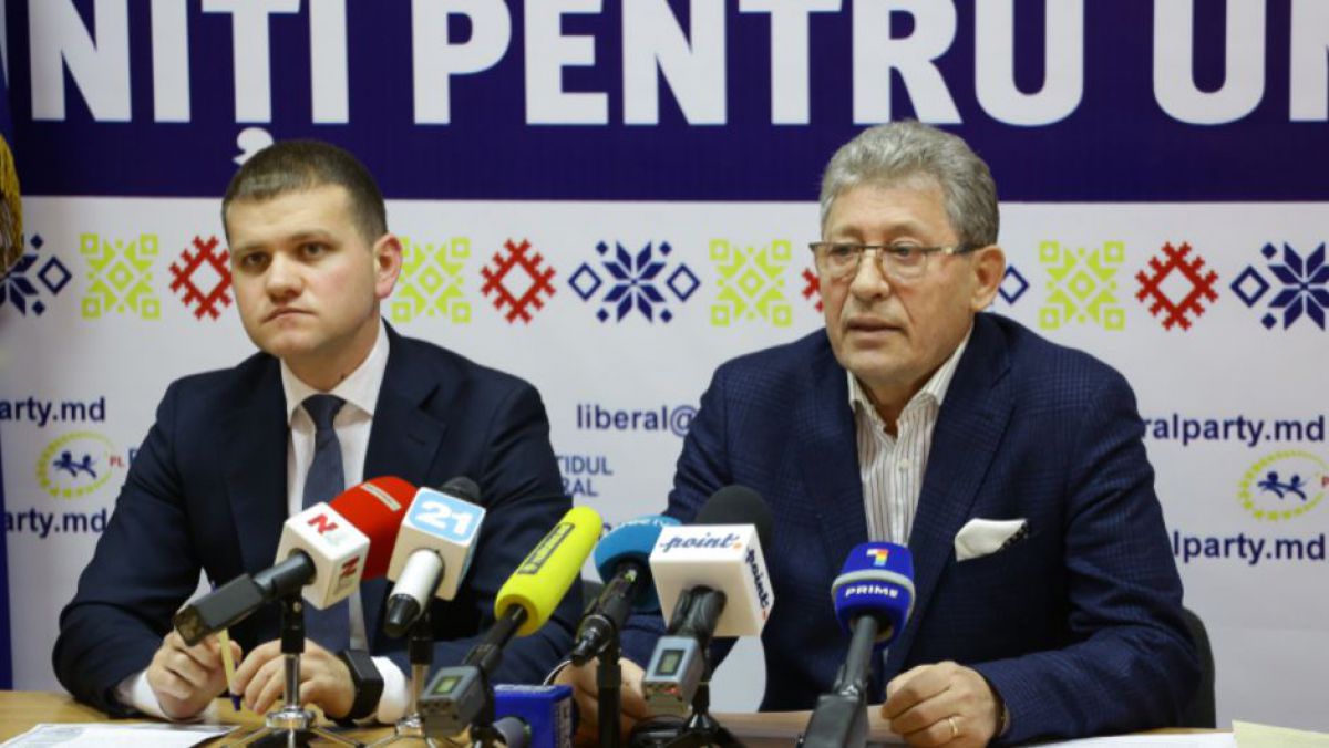 VIDEO. „Aici nu e RSSM”. Liberalii se așteaptă ca alte consilii locale să voteze Unirea: „Oferim asistență juridică în caz de intimidări”
