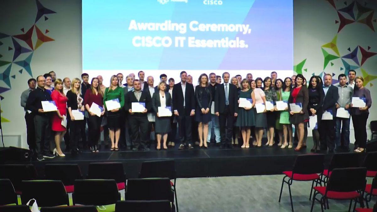 VIDEO. ATIC a decernat 50 de profesori de la UTM cu certificate recunoscute la nivel internațional