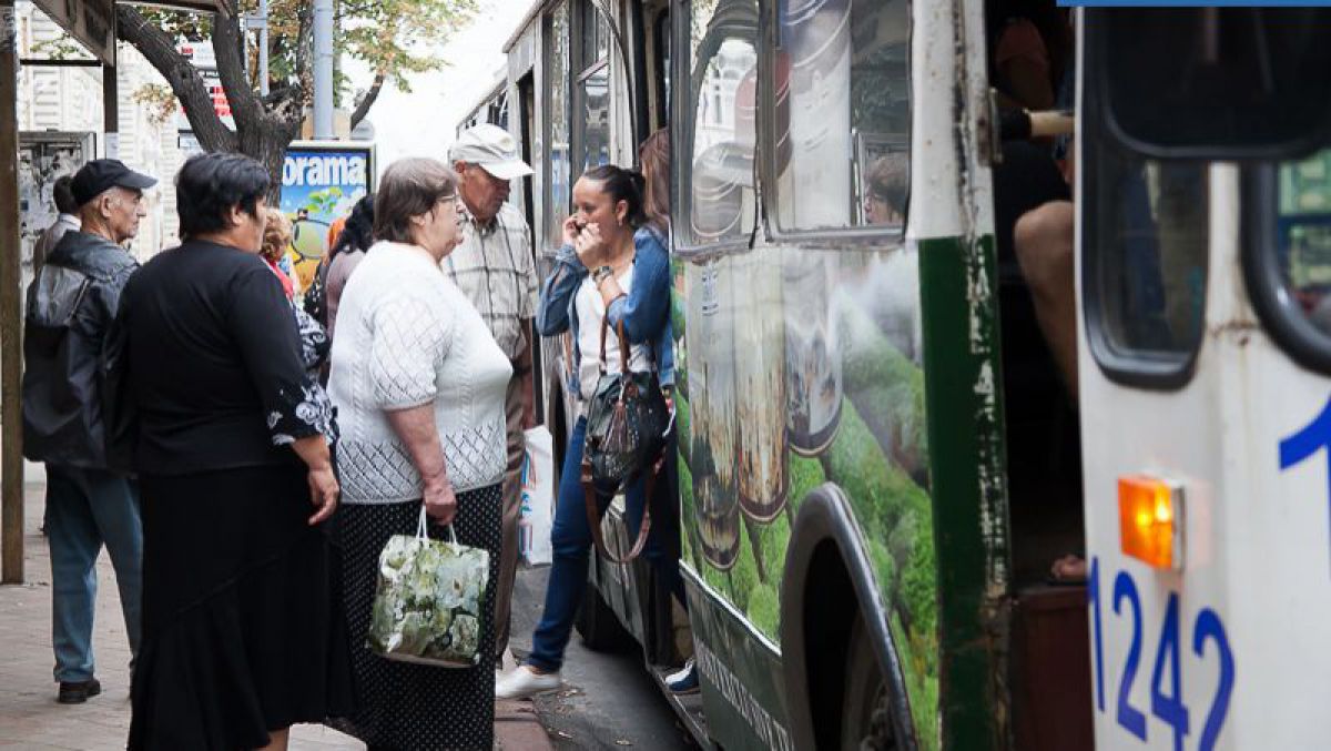 VIDEO. Chirtoacă: Vom trece la o metodă europeană de subvenționare a transportului public