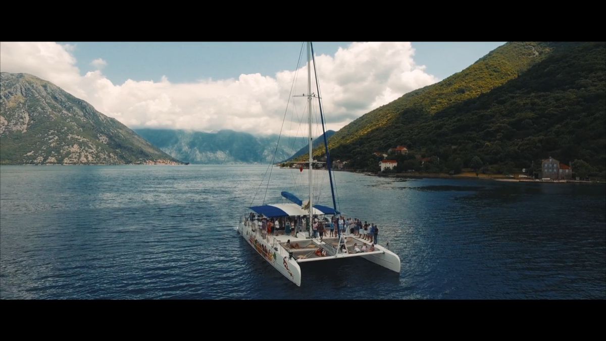 VIDEO. Cum poți ajunge la cea mai tare discotecă din Balcani