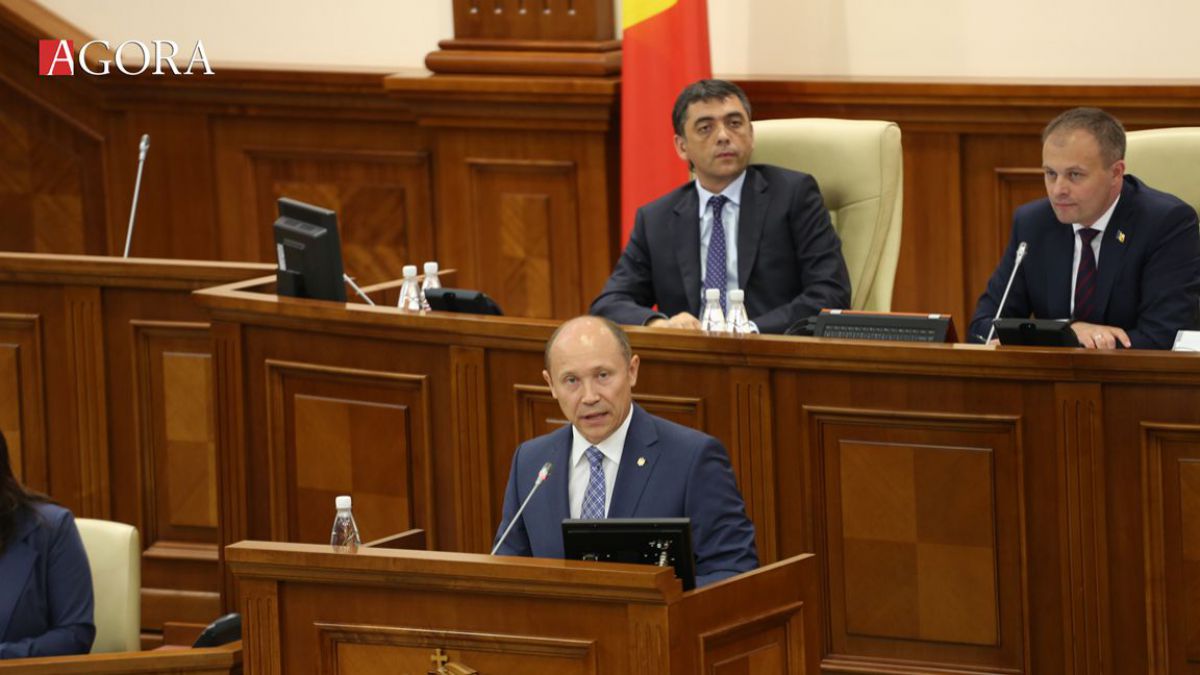 VIDEO. Discursul lui Valeriu Streleț în plenul Parlamentului: Filat, Lupu și Ghimpu și-au depășit propriile orgolii politice