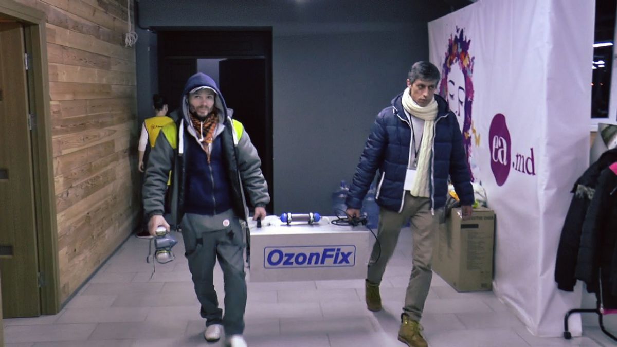 VIDEO. Ozonizarea - ultimul răcnet în materie de curățenie. Vezi cine prestează acest serviciu în Moldova
