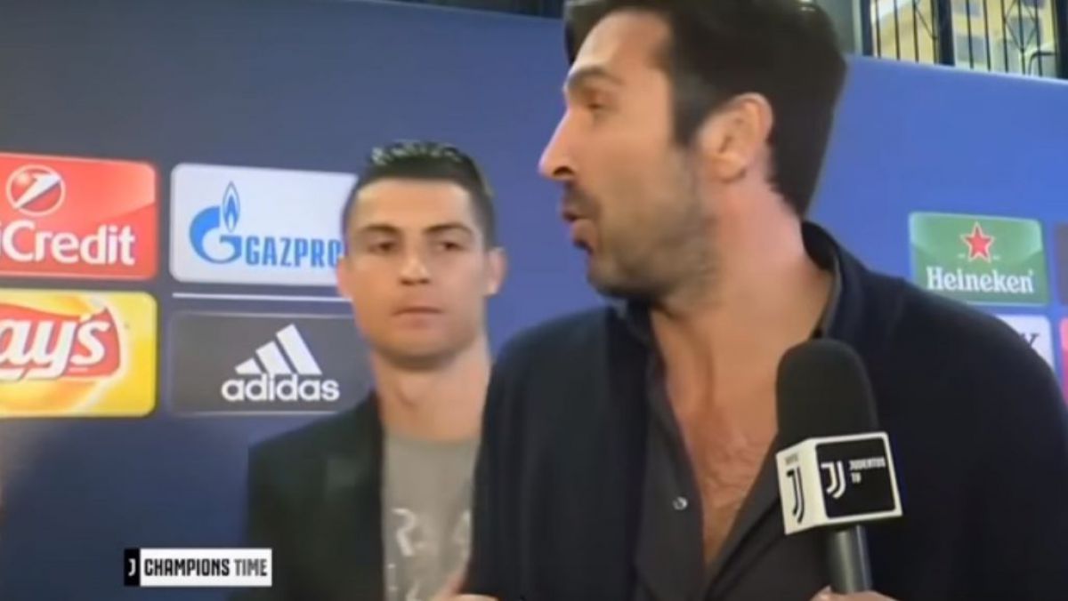 VIDEO. Ronaldo a trecut pe lângă Buffon în momentul în care acesta era la interviu. Ce s-a întâmplat imediat după