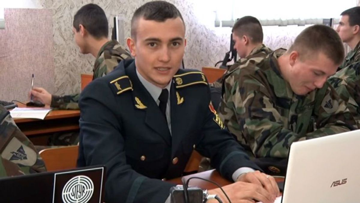 VIDEO. „Te iubesc!” Cum militarii moldoveni își declară iubirea față de persoanele dragi