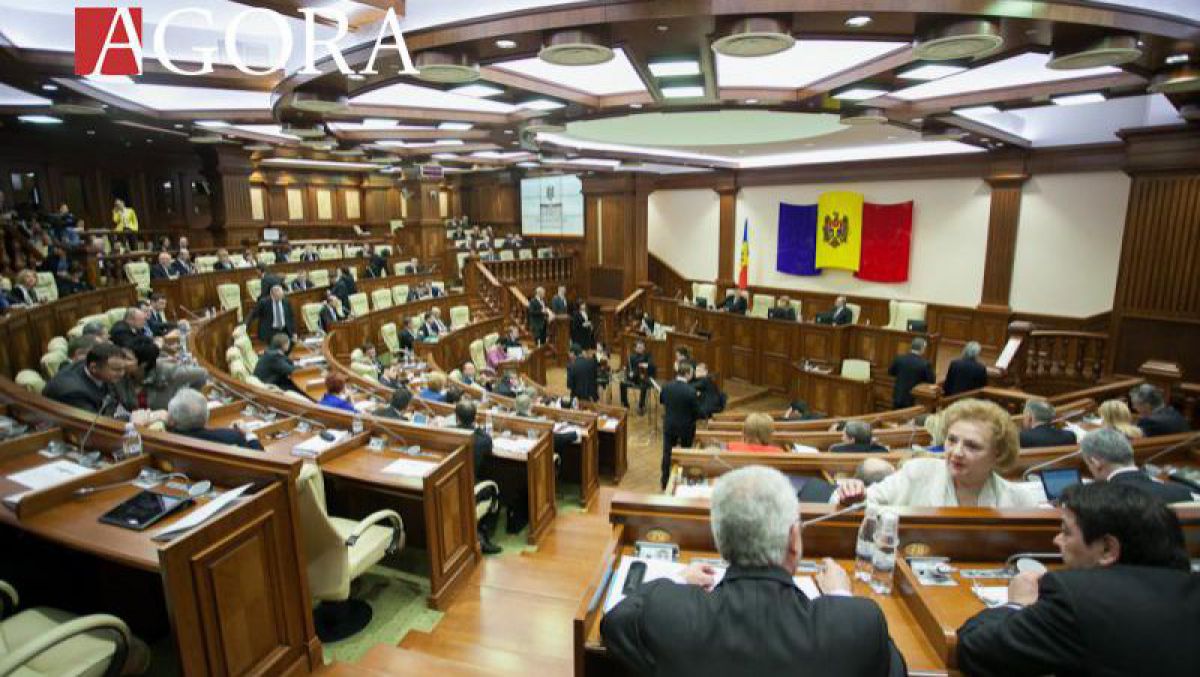 Vor fi mai mulți după vacanță. Curtea Constituțională a validat mandatele a nouă deputați