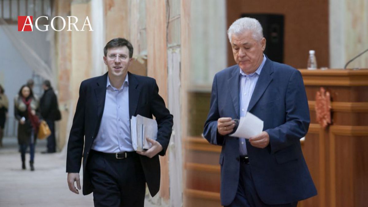 Voronin, despre Chirtoacă: Ar trebui să se uite în oglindă și să-și dea demisia