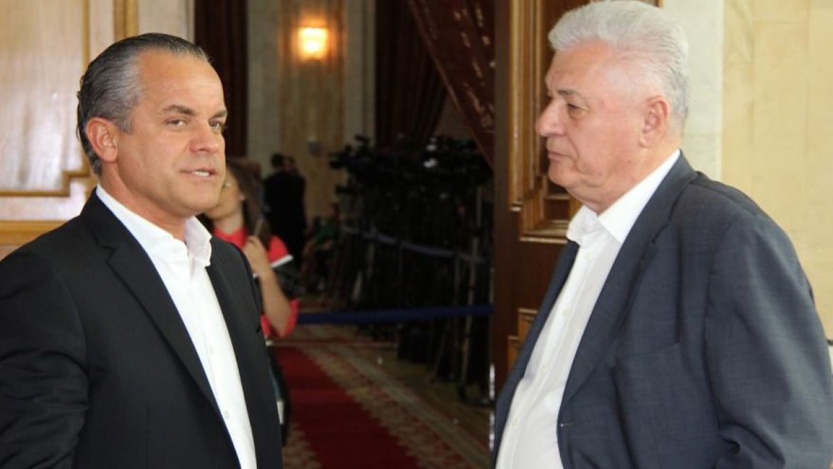 Voronin: Plahotniuc procedează tare deștept. El dă indicații, dar nu semnează nimic