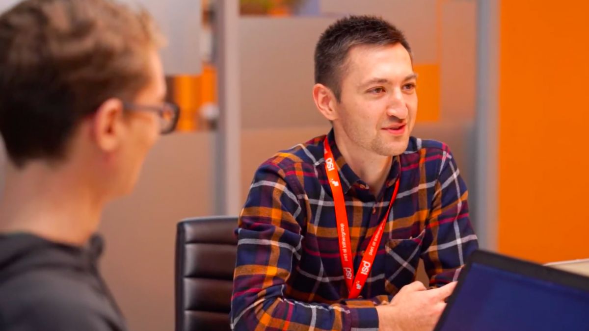 Vrei să studiezi IT-ul? Află de la Nicolae Sîrbu cum să stăpânești lumea codurilor (VIDEO)
