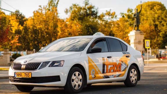 Începând de astăzi, aplicația iTaxi oferă posibilitatea de a comanda o mașină de la toate companiile de taxi din Chișinău