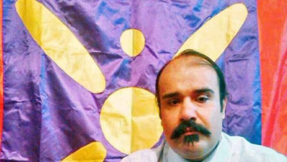 A ținut greva foamei timp de 60 de zile, apoi a murit în pușcărie. Ce l-a determinat pe un blogger iranian să ajungă la pierzanie