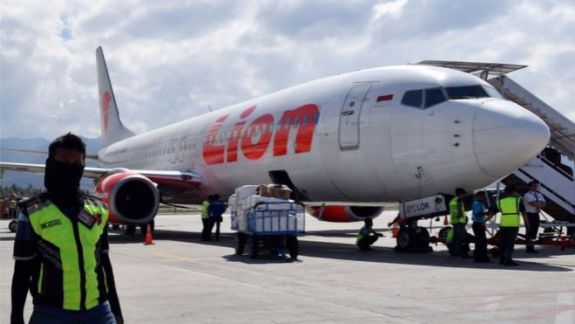 Accident aerian în Indonezia: Un avion cu 188 de persoane la bord s-a prăbușit în mare