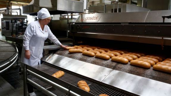 Ce s-a întâmplat cu prețul la pâine? Cum două produse Franzeluța s-au scumpit, iar apoi s-au ieftinit, în decurs de două zile