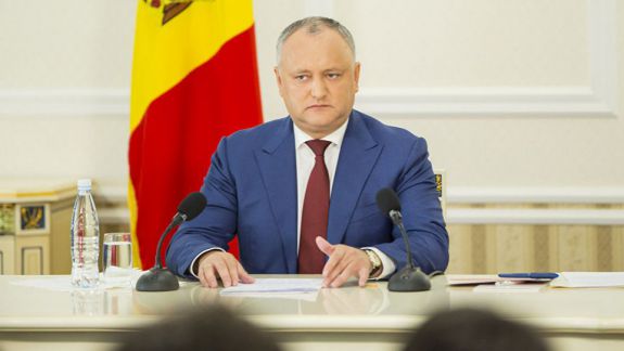 De ce nu a convocat Consiliul Suprem de Securitate atunci când declara că Șor încearcă să vândă aeroportul? Răspunsul lui Dodon (VIDEO)