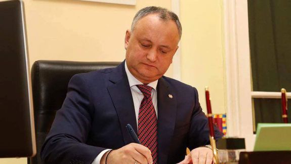 Igor Dodon a promulagat, în regim de urgență, anularea sistemului electoral mixt 