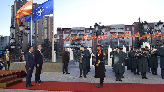 Macedonia a aderat la NATO
