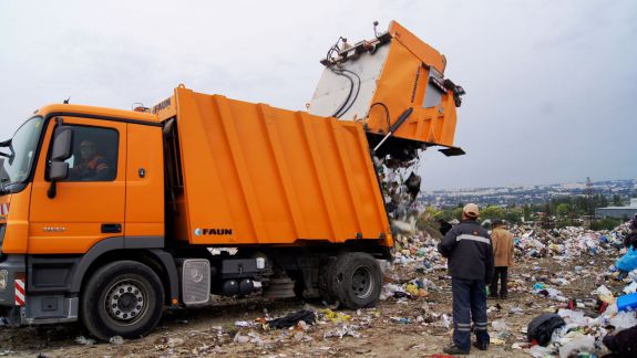 Majoritatea agenților economici din Chișinău n-au contracte cu „Autosalubritate”, spune Bagas. Primăria anunță că întreprinderea e supusă unui audit