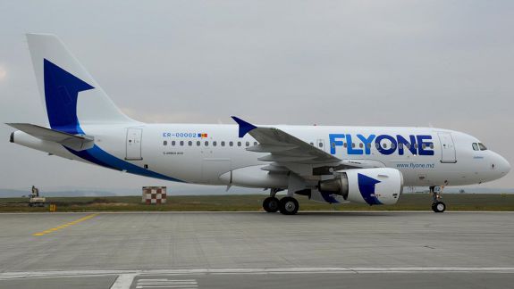 MoldStreet: Flyone își va da avioanele în chirie