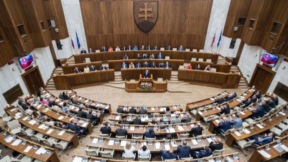 Parlamentul slovac a respins controversatul proiect de lege privind avortul