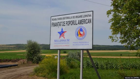 SUA va revizui unele programe de asistență financiară alocate prin USAID