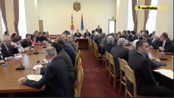Șefii întreprinderilor de stat vor trebui să elaboreze indicatori de performanță în baza cărora tot ei vor fi verificați de APP