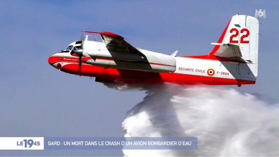 Un avion de stingere a incendiilor s-a prăbuşit în Franţa. Pilotul a murit (VIDEO)