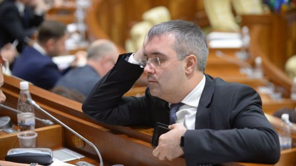 Adio, dar rămân cu tine! După ce a zis ca renunță la politică, Sergiu Sîrbu ajunge vicepreședinte de partid