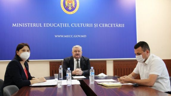 Admiterea în învățământul profesional tehnic va începe în a treia săptămână a lunii iulie. Iată în ce condiții vor fi depuse dosarele