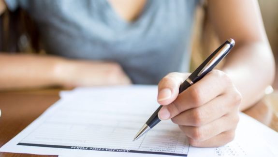 Admiterea la studiile superioare în 2021 se va desfășura în sistem mixt, inclusiv online. Iată când se dă startul concursului
