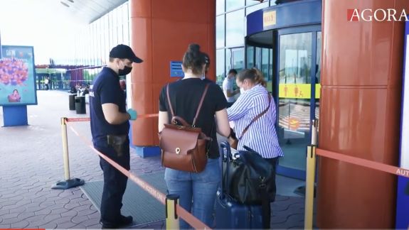 Aeroportul Internațional Chișinău, cu ușile deschise pentru pasageri. „Au fost efectuate trei curse regulate prin intermediul cărora au zburat 41 de persoane” (VIDEO)