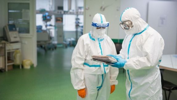 Alte 389 de cazuri de infectare cu COVID-19, confirmate în ultimele 24 de ore. Șapte persoane au cedat în fața virusului