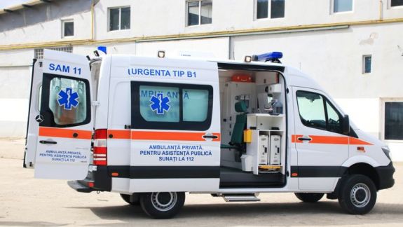 Ambulanța a devenit sală de naștere pentru două femei din Călărași și Cahul. Acestea au născut în drum spre maternitate