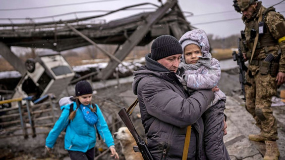 Aproape două treimi din toți copiii ucraineni și-au părăsit casele în cele șase săptămâni de la invazia Rusiei