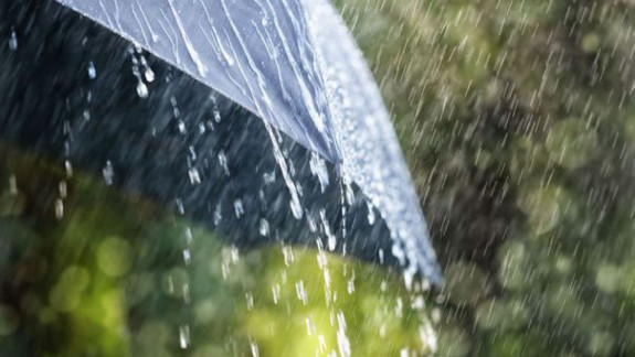 Atenție! Meteorologii au emis Cod Galben de ploi cu descărcări electrice