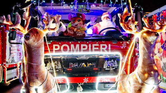 Caravana de Crăciun: Peste 20 de autospeciale  ale pompierilor vor fi decorate cu luminițe si vor circula pe străzile capitalei, pe 25 decembrie
