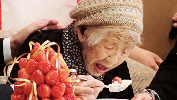 Cea mai bătrână femeie din lume a împlinit 119 ani și este printre cei 86.510 de cetățeni ai Japoniei trecuți de 100 de ani