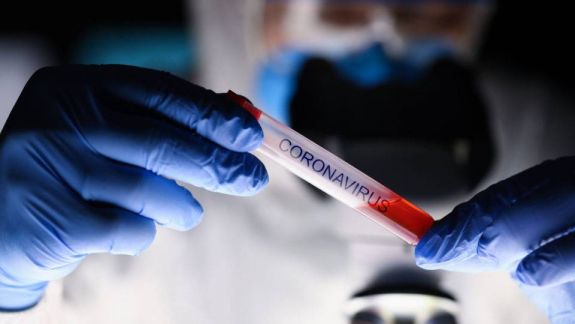 Cercetătorii Oxford anunţă când va fi gata vaccinul anti-coronavirus. 500 de oameni urmează să îl primească în faza de testare