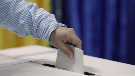 Cetățenii din diasporă nu vor putea vota două zile la rând. Propunerea lui Candu, respinsă de CEC