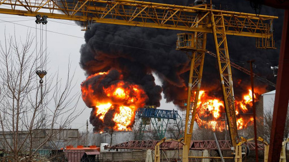 Comitetul rus de anchetă a calificat drept „atentat terorist” incidentul din Belgorod, unde a luat foc un depozit de petrol