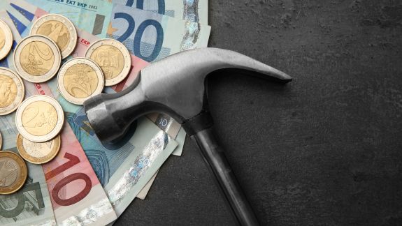 Deși au datorii, au donat peste o treime din profit formațiunii lui Cavcaliuc. Două firme care au finanțat PACE, sub lupa AGORA
