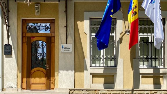 Democrații continuă să sară în „barca” Pro Moldova. Un grup de consilieri din Sîngerei a părăsit PDM