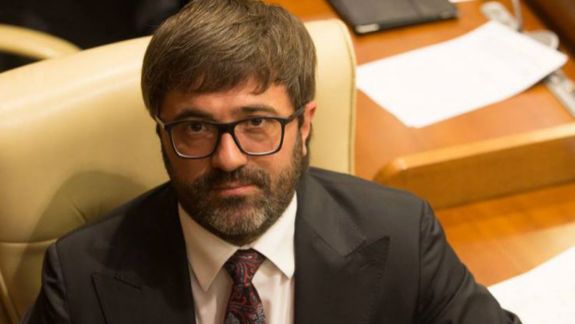 Deputatul neafiliat Vladimir Andronache e acuzat de atac raider la  două întreprinderi de stat 