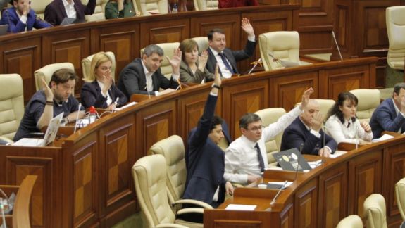 Doi deputați PAS cer anularea ordinului prin care fostul șef al SPPS a fost numit în funcția de șef adjunct al Poliției de Frontieră (DOC)