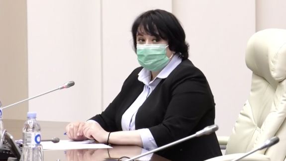 Dumbrăveanu: „140 de mii de teste care depistează gripa și infecția COVID-19 au fost livrate în țară”