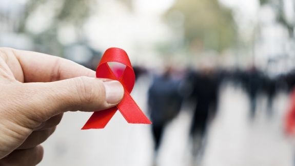Epidemia SIDA: De la primele cazuri în lume, la obiectivul eradicării maladiei până în 2030 (STUDIU)