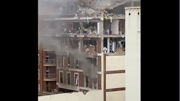 Explozie puternică în Madrid. O clădire a rămas fără acoperiș, iar pereții de la mai multe nivele au fost distruși (VIDEO)