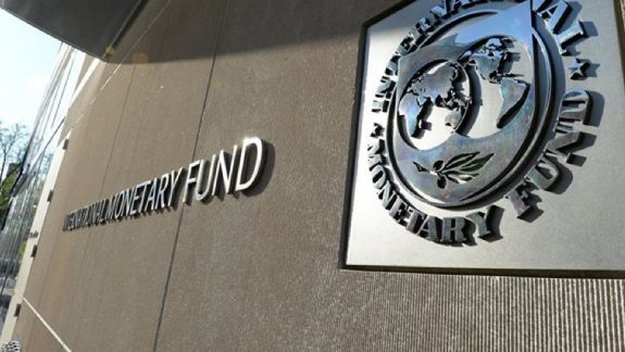 FMI înrăutăţeşte semnificativ estimările privind evoluţia economiei mondiale în acest an