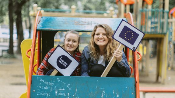Guvern condus de femei sau cea mai mică rată a șomajului: Testează-ți cunoștințele despre UE și obține un cadou marca AGORA (QUIZ)