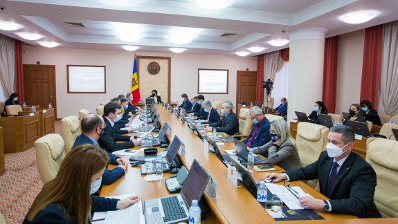 Guvernul susține aderarea R. Moldova la Protocolul privind eliminarea comerțului ilicit de țigări